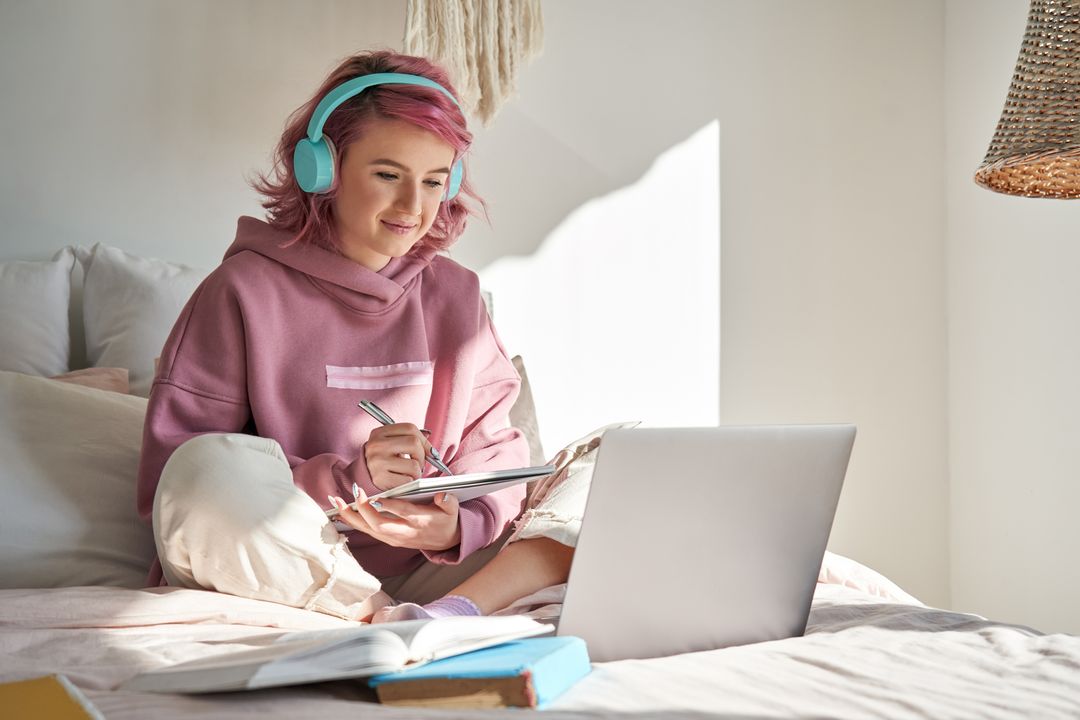 Creëer de perfecte studentenkamer: schilderen in stijl en met een klein budget