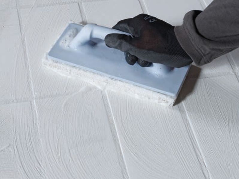 Ingevoegde tegelopervlakken reinigen